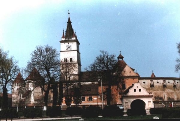 Kirchenburg Honigberg (Foto: www.honigberg.net/Honigberg/)