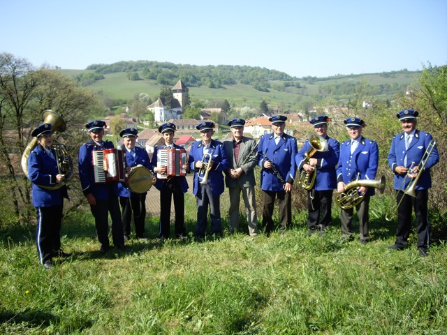 Probstdorfer Blaskapelle am 1. Mai in Roseln (Foto: J. Jürgens)